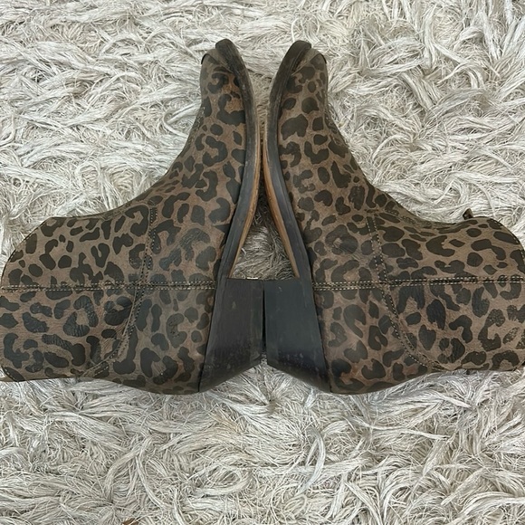 NIB Golden Goose Young Leopard-Print Leather Cowboy Boots in Beige Black Leo Sz6 - Picture 11 of 14